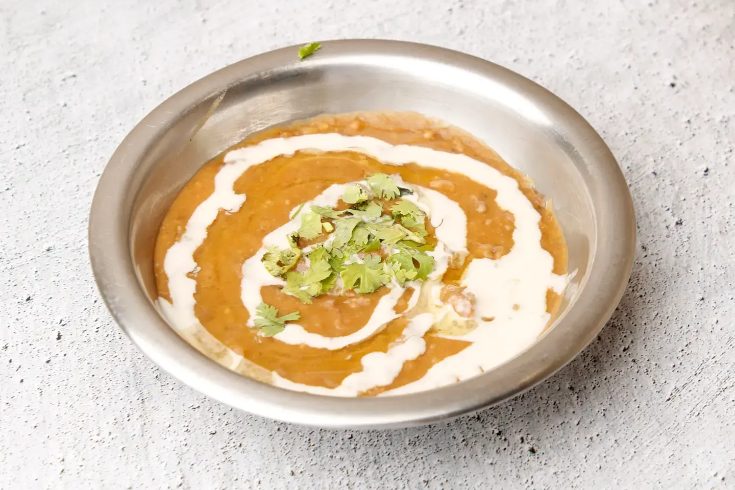 فول قلابه مع البيض