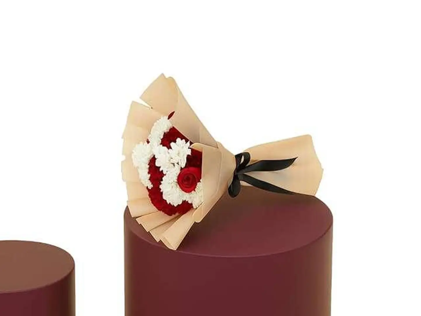 بوكيه منسق من ورد احمر