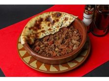 لحم بالطماطم