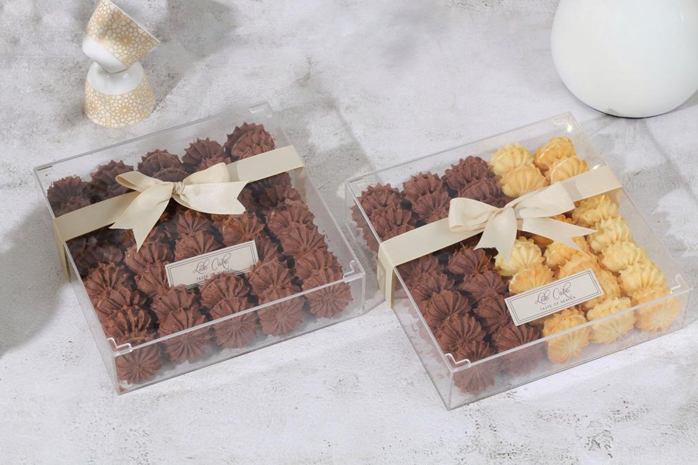 Elegant Box  Petit Four