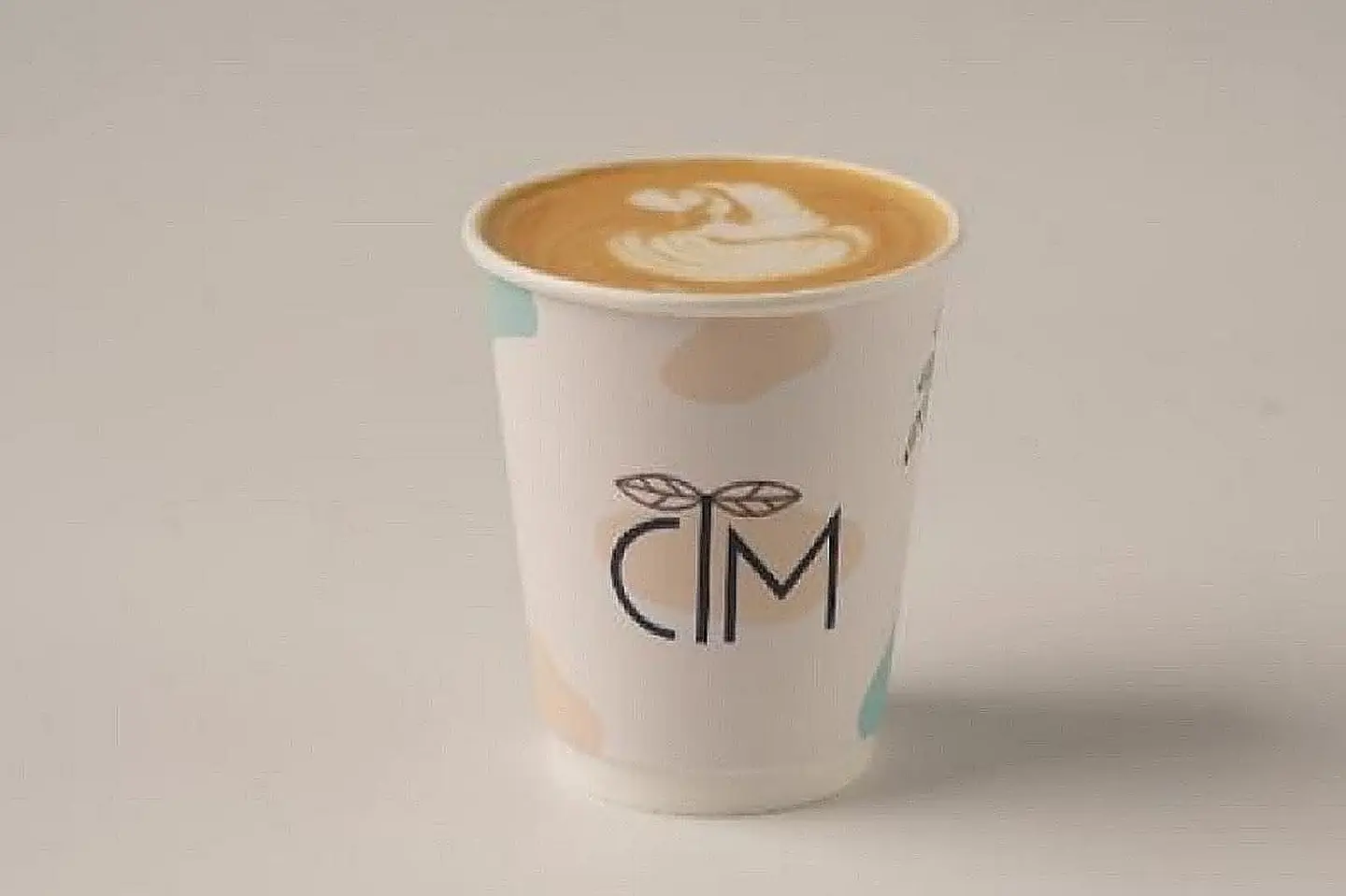 بستاشيو لاتيه حار