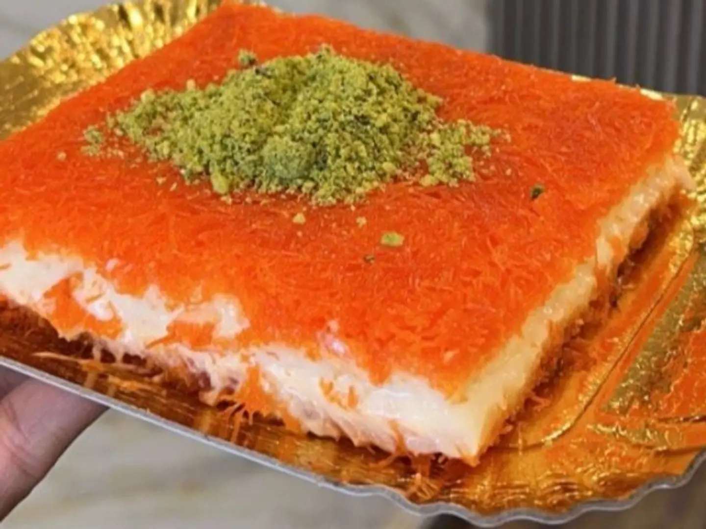 كنافة بالجبنة السائلة