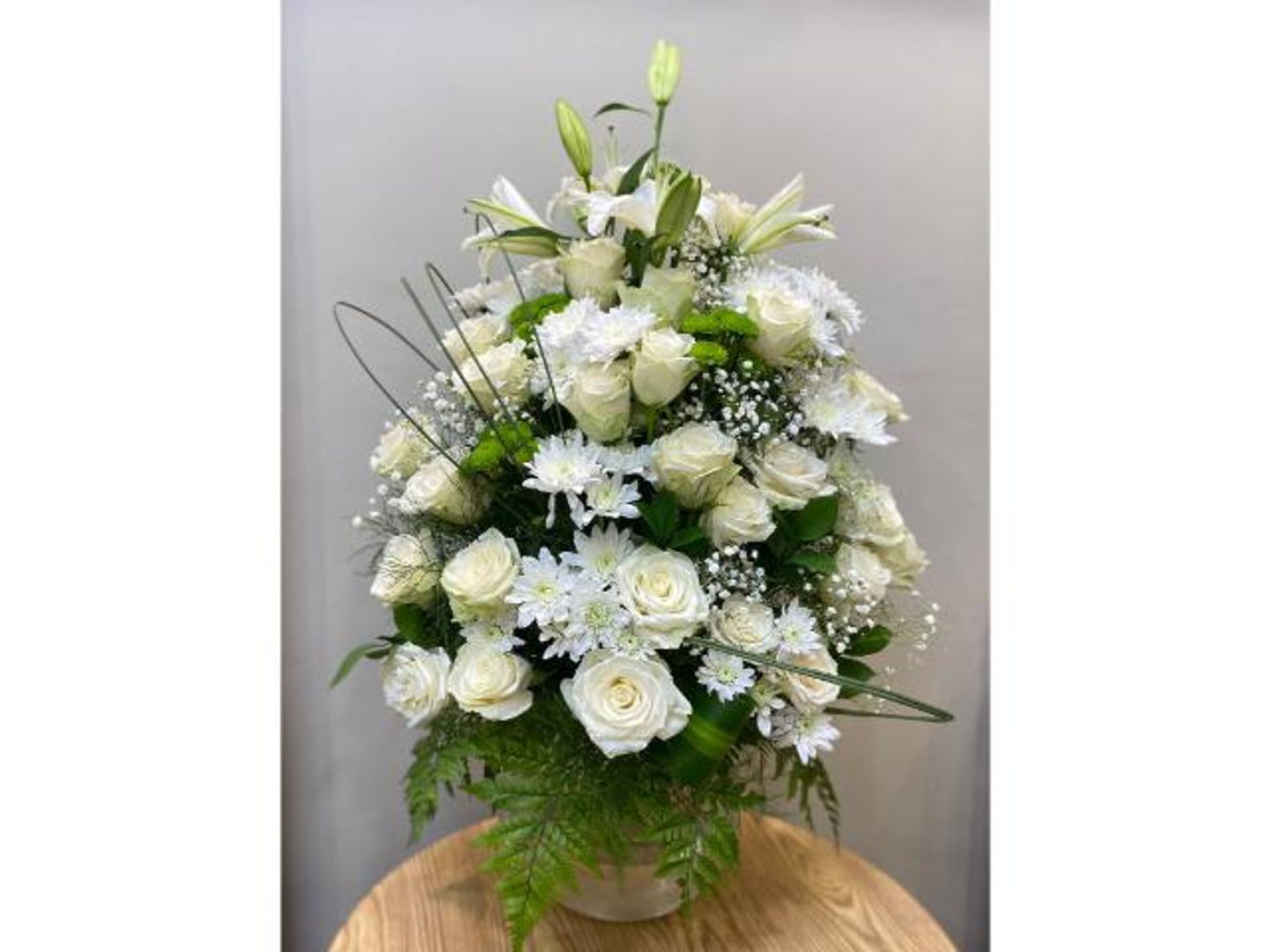 White Mixed Vase K