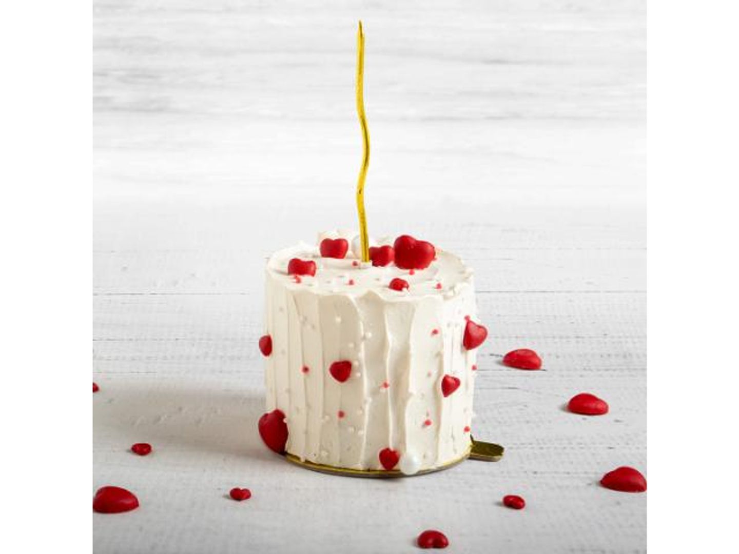 Vanilla Filled With Heart And Candle Cake