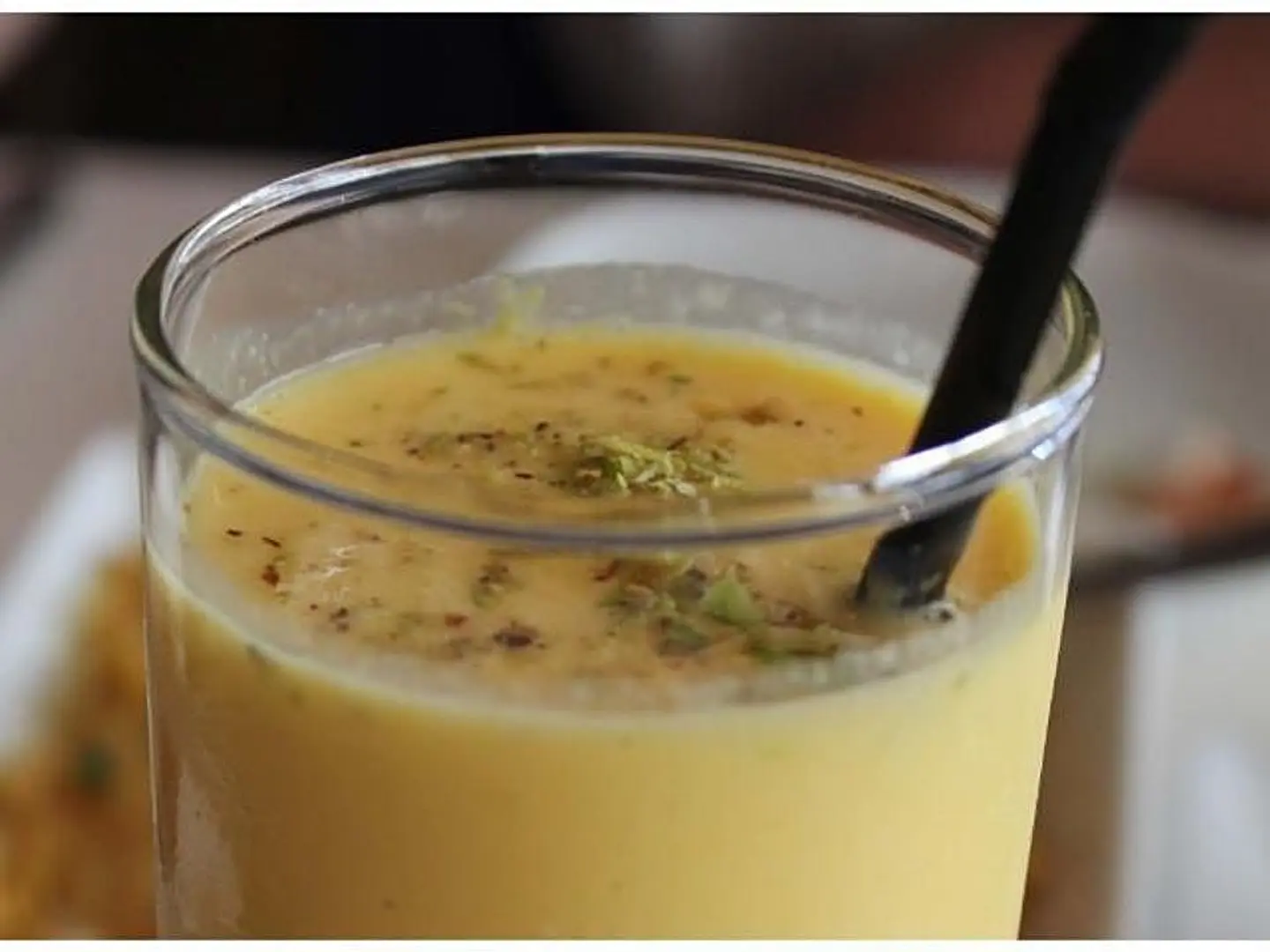 Mango Lasi