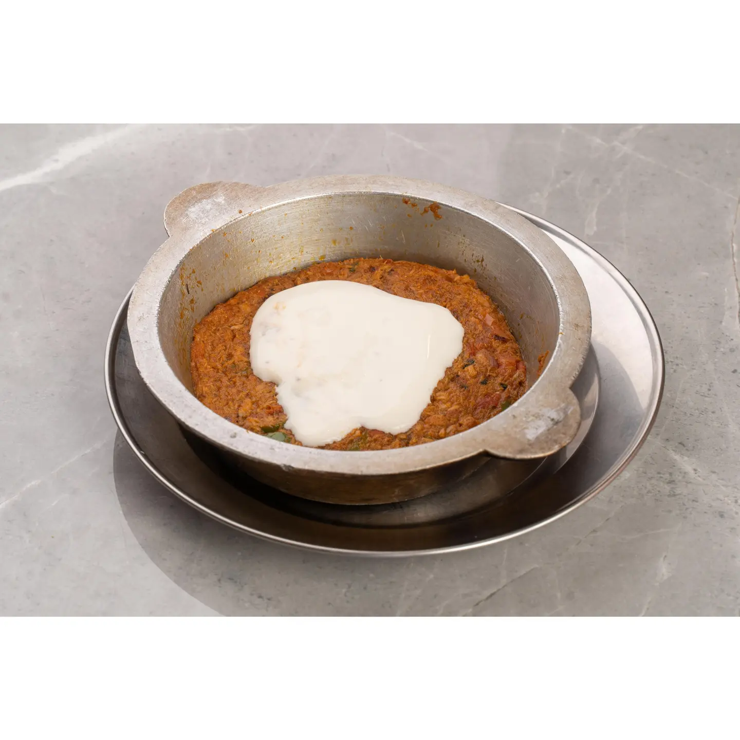 تونة  جبن سائل