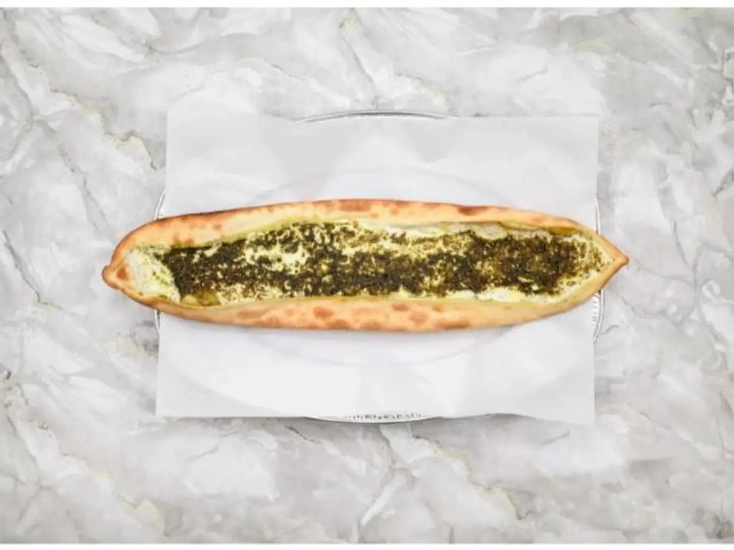 فطيرة لبنة بالزعتر