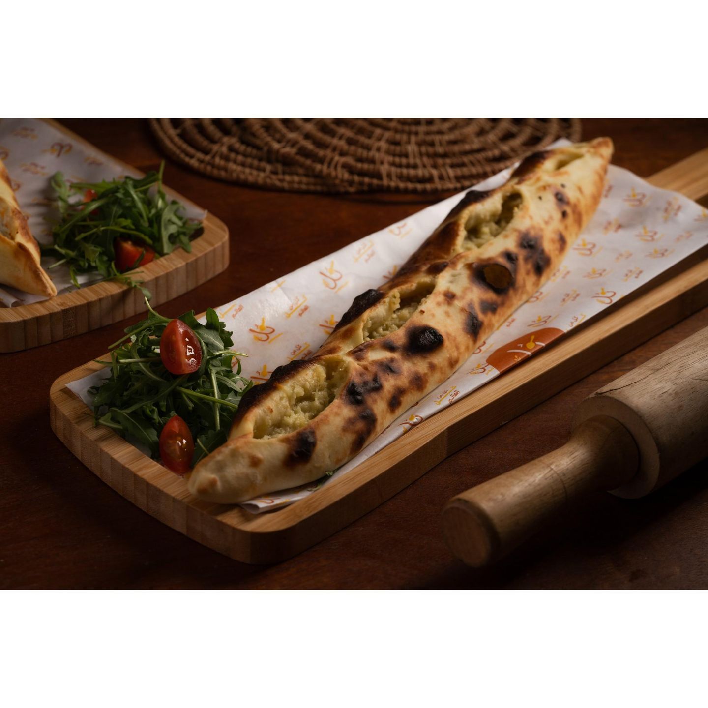 فلات بريد السبانخ وجبنة الفيتا