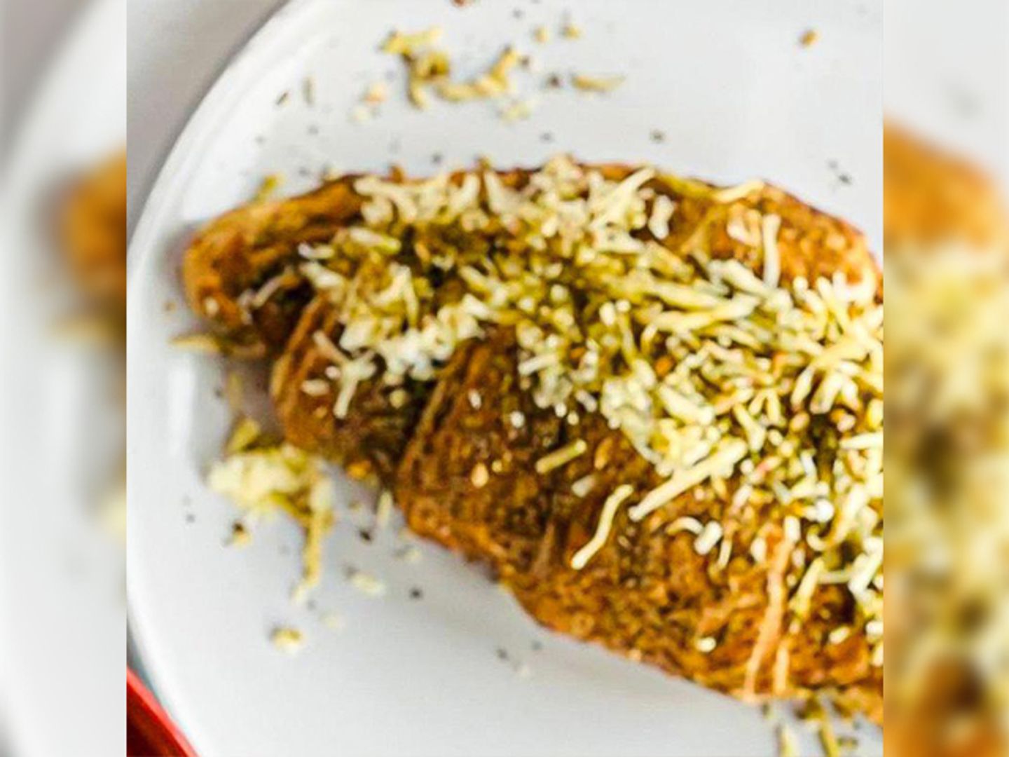 Zaatar Croissant With Kashkaval Cheese