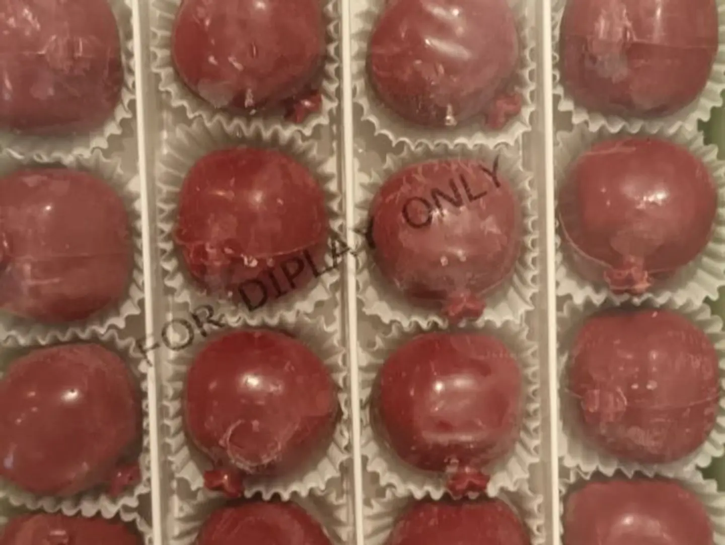 Pomegranate Chocolate Box 200g