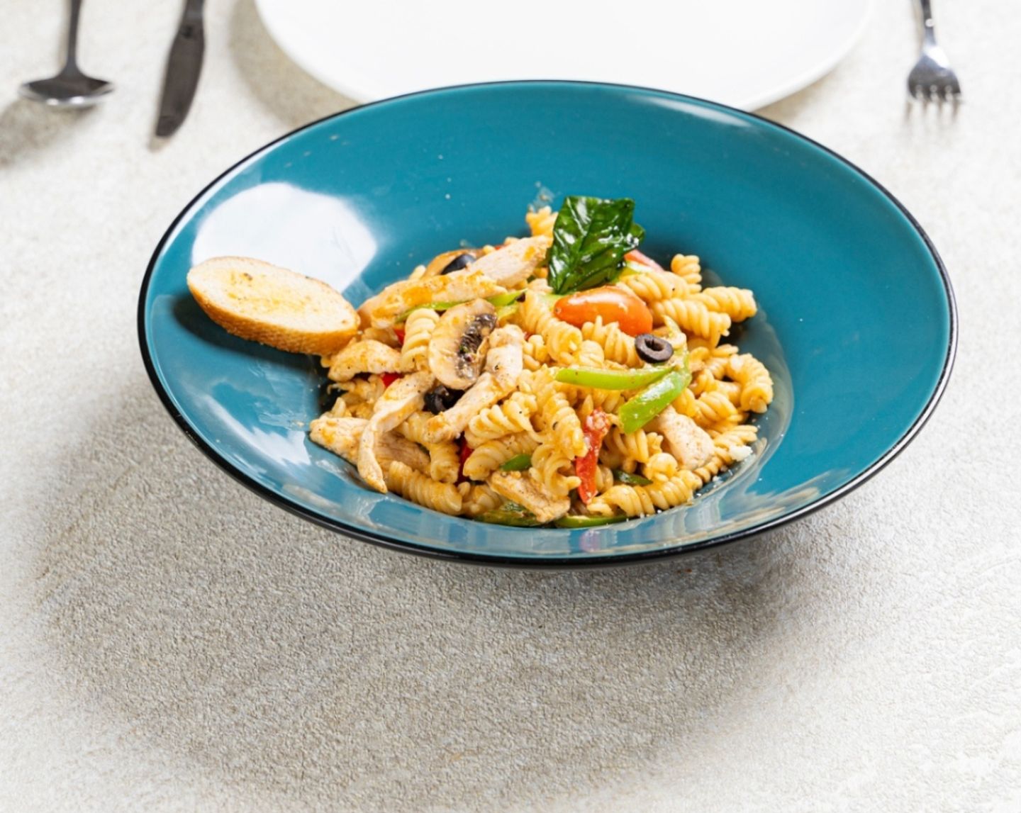 Creamy Cajun Chicken Mushrooms Pasta