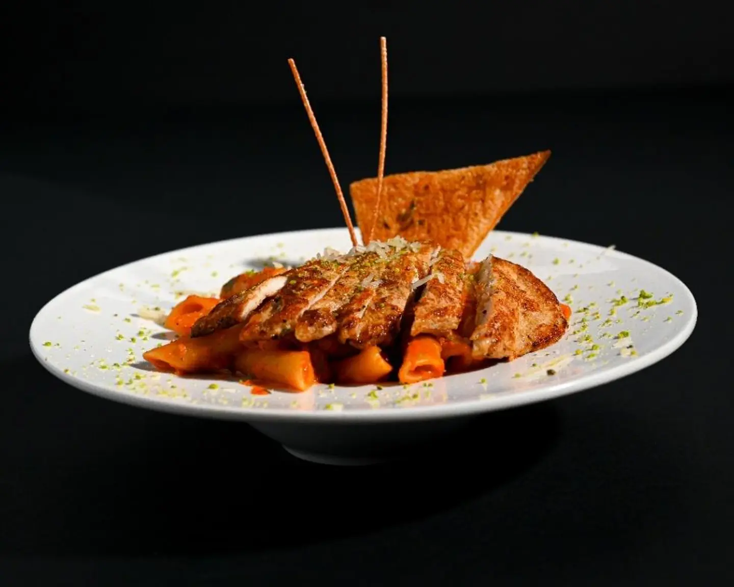 باستا أقراص نقانق دجاج