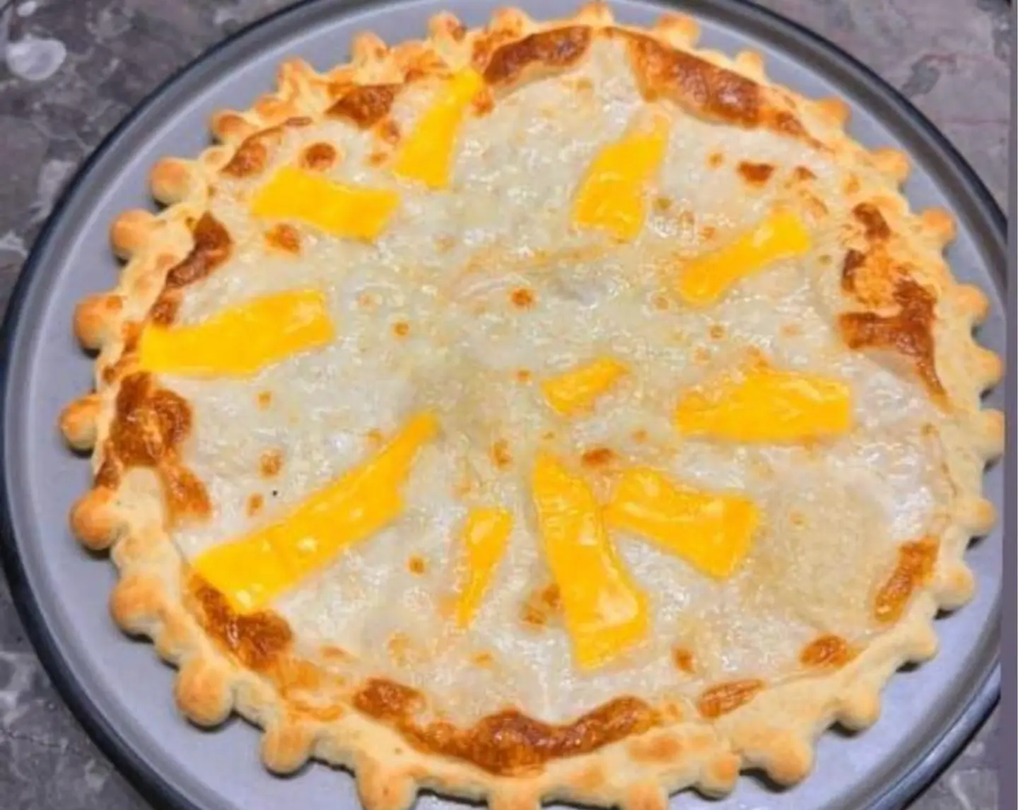 Mixed Cheese Manousheh