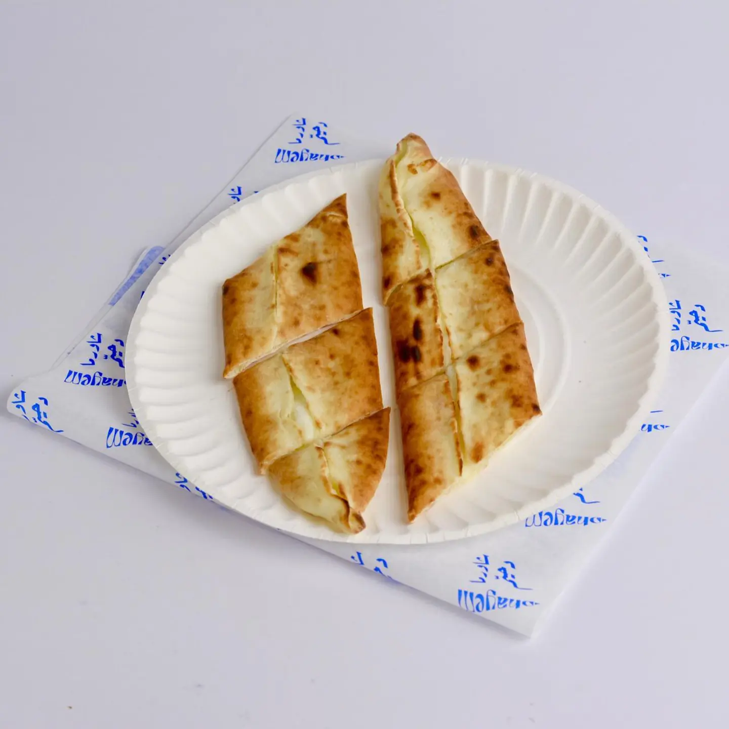 فطيرة جبن سائل