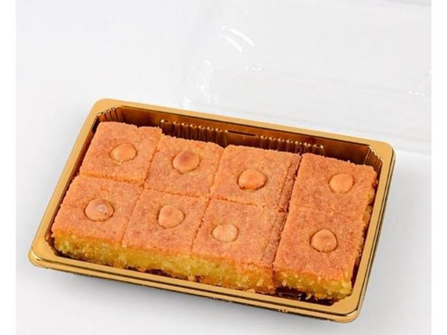 بسبوسة علبة كبيرة