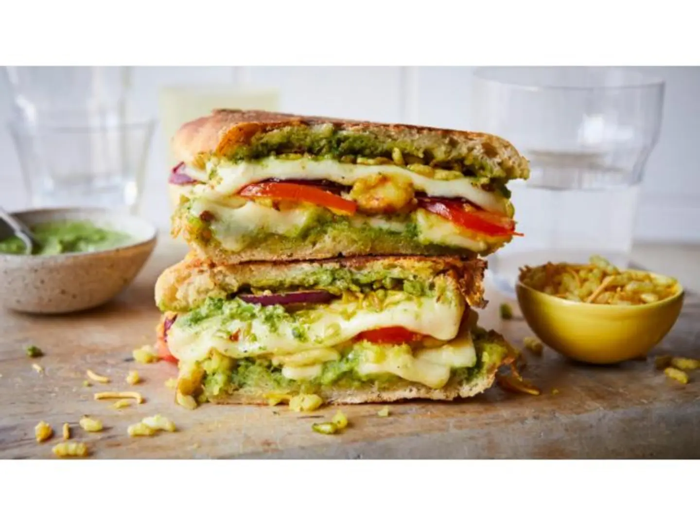 ساندویتش بومباي