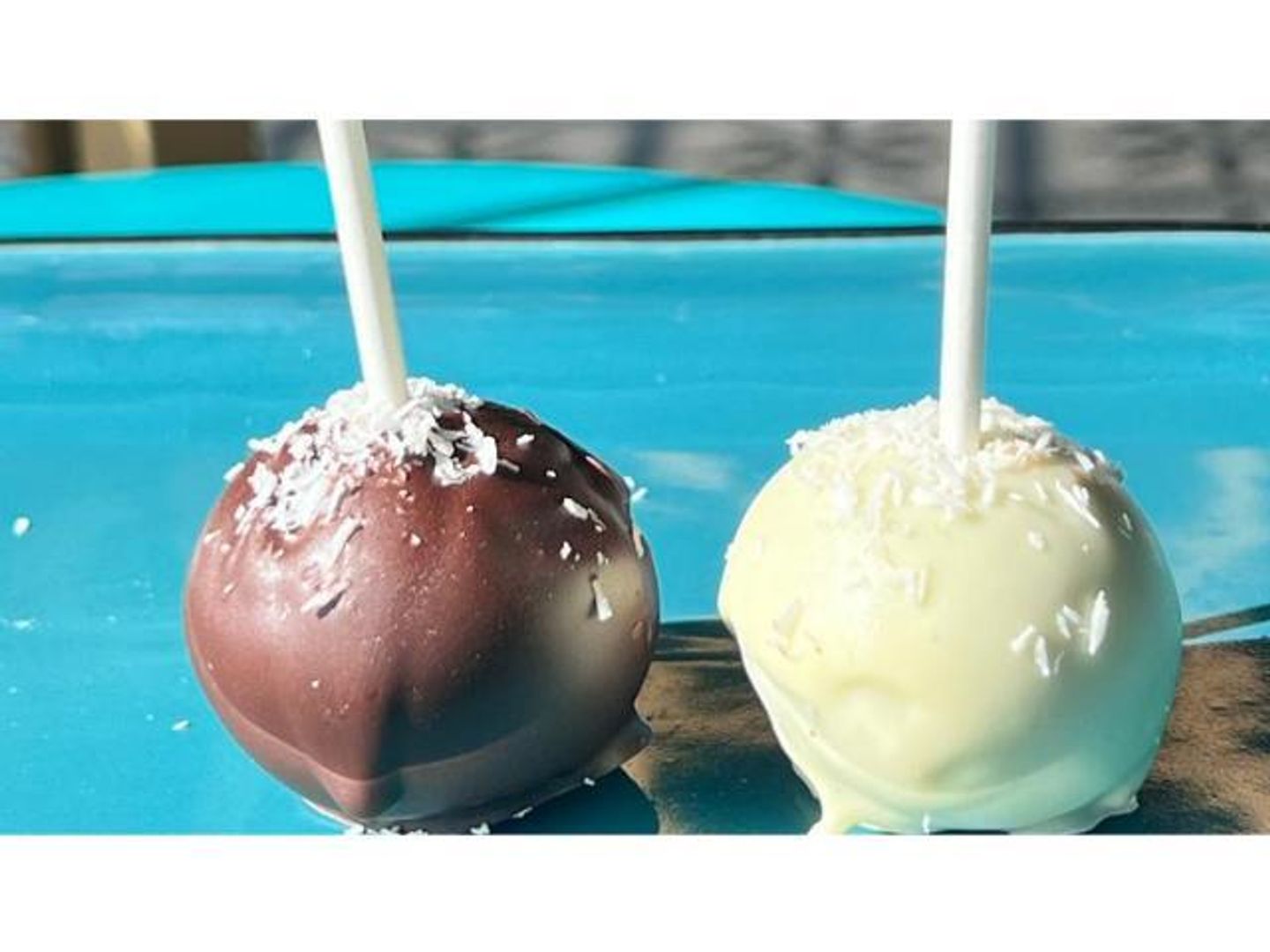 Cake Pops 2 Pieces