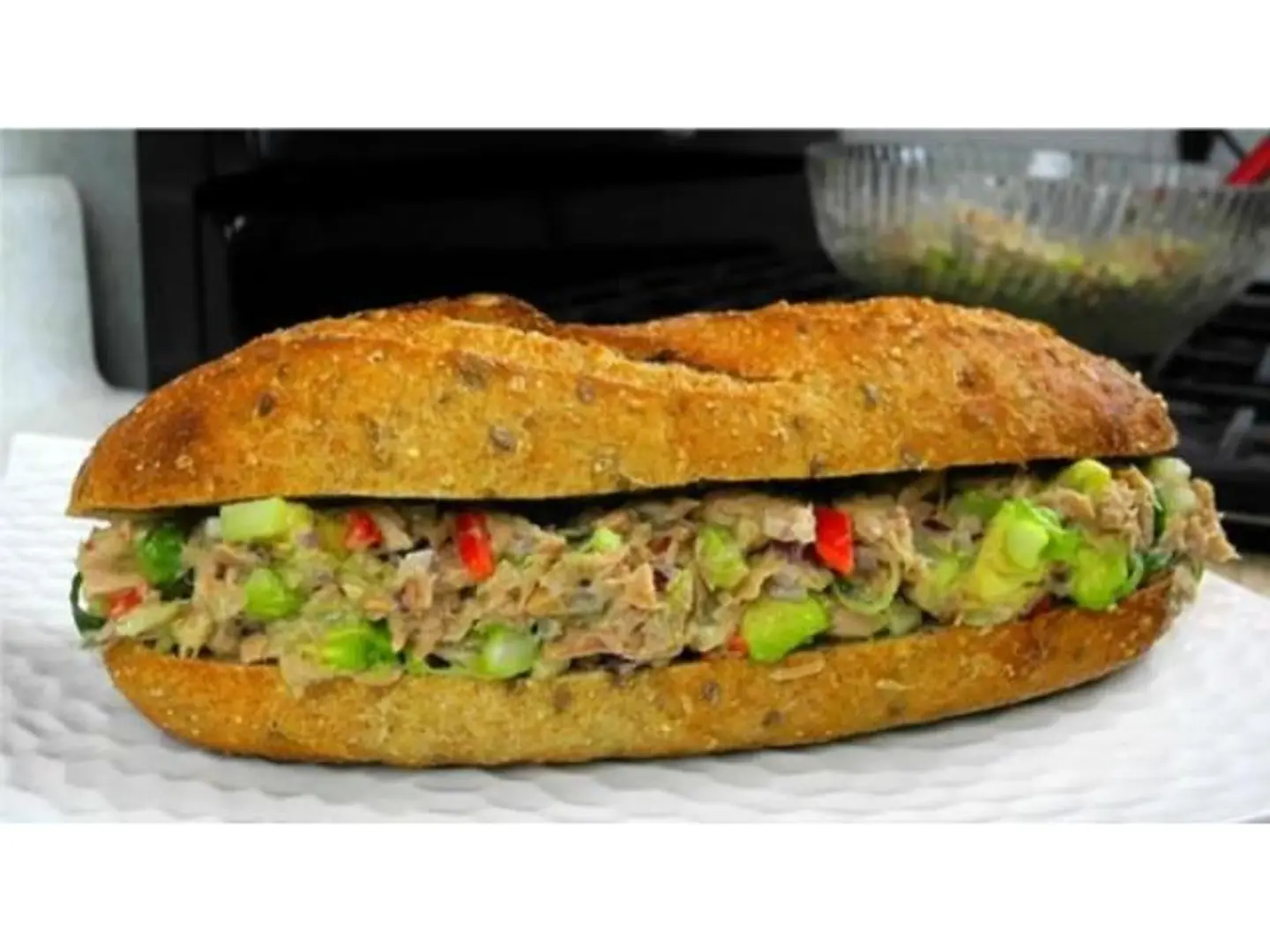 تونة بالسلطة