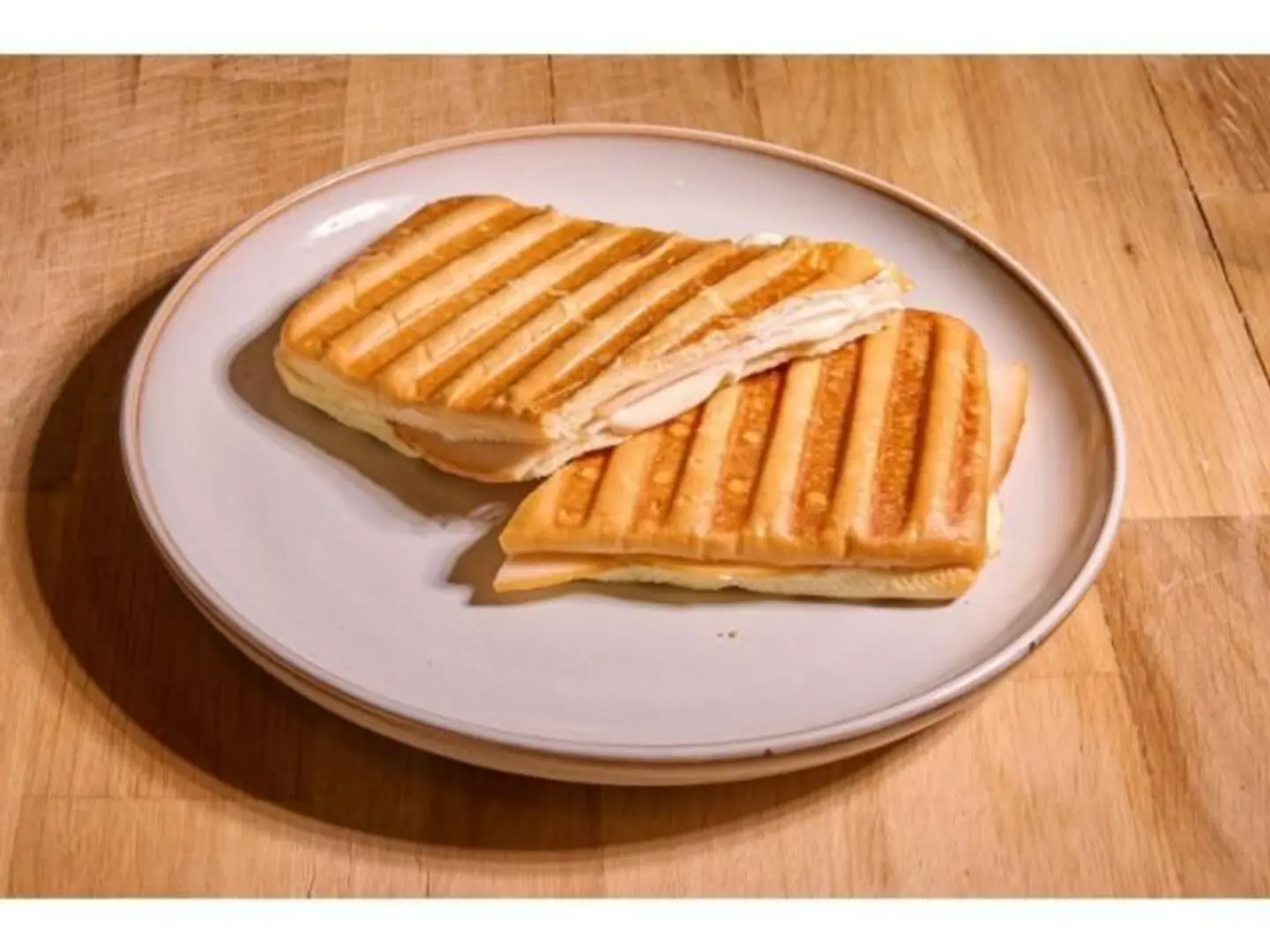 Turkey And Cream Cheese Sandwich