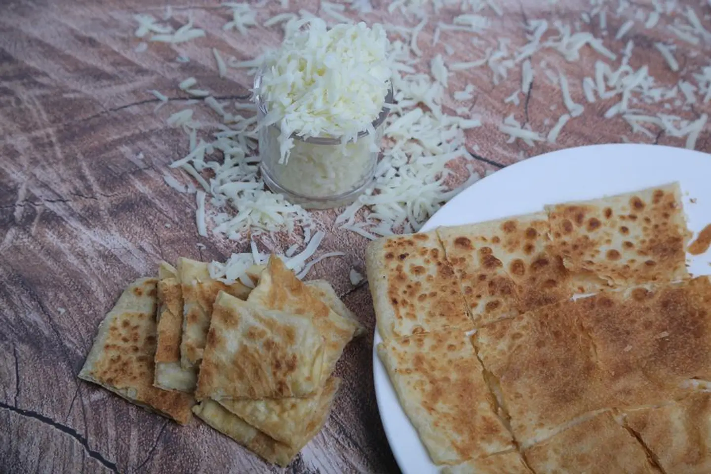 مطبق حلو جبن