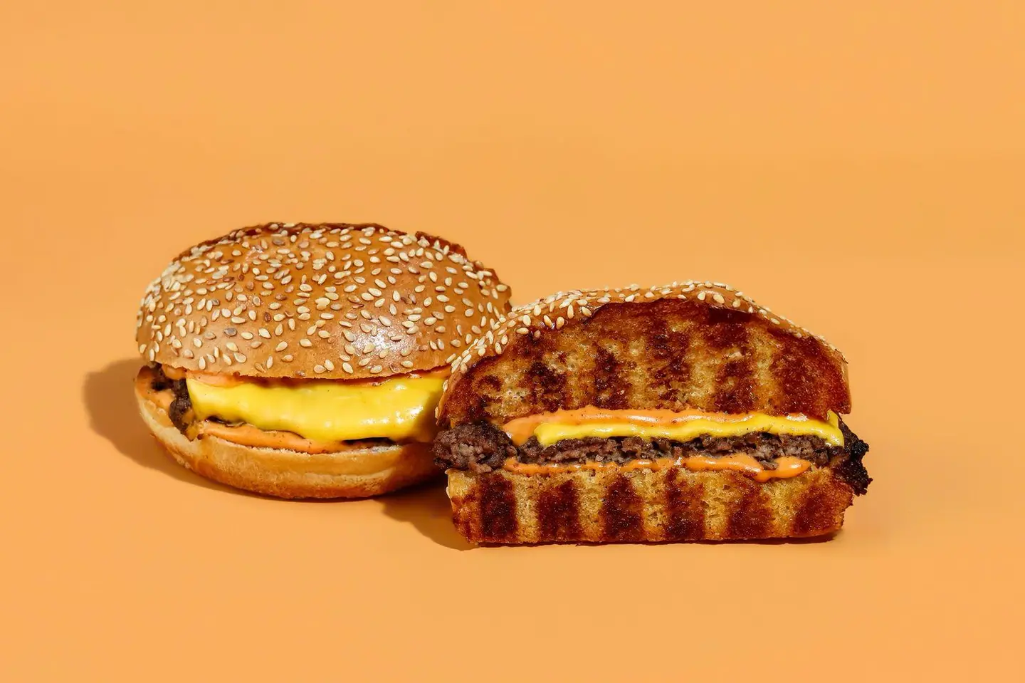 برجر لحم بوم