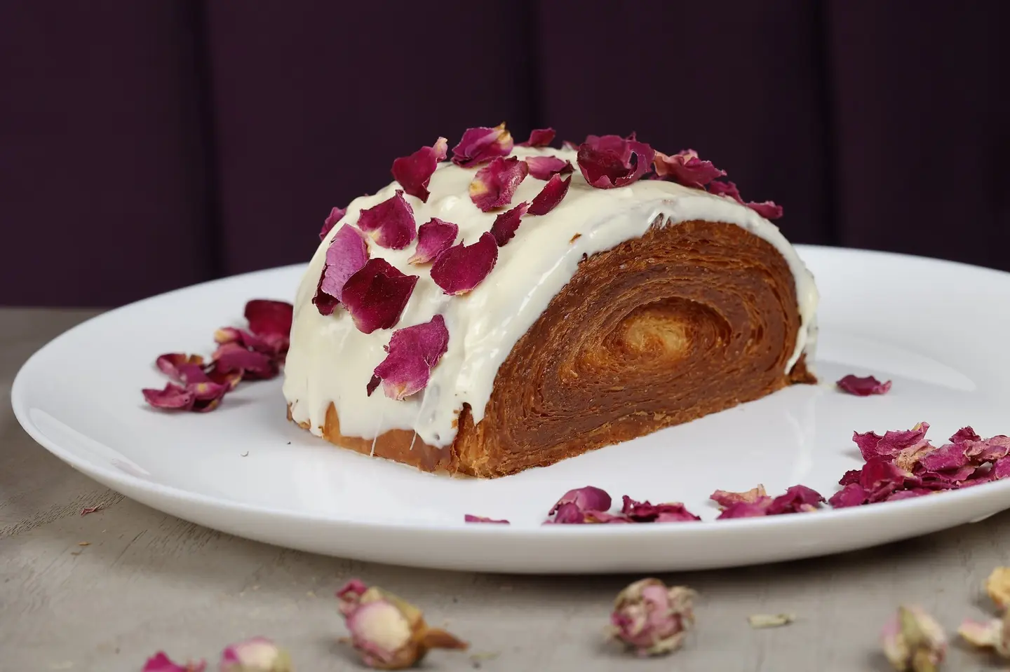 Dovvy Roll Croissant Rose