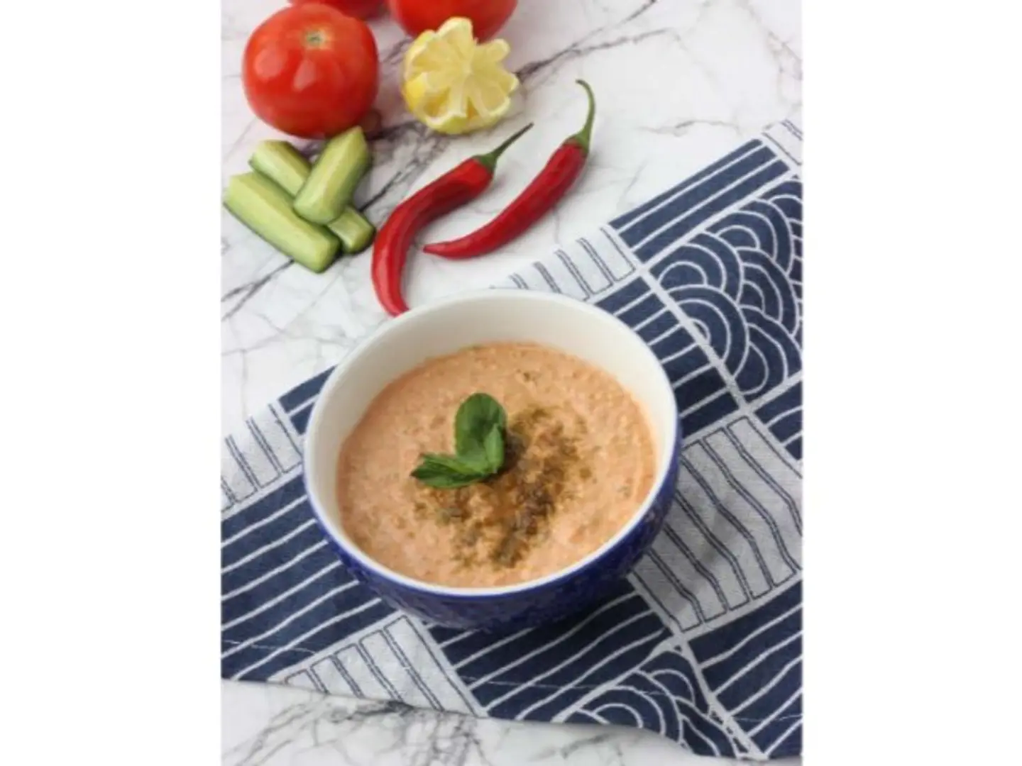 سلطة حارة بالجبن