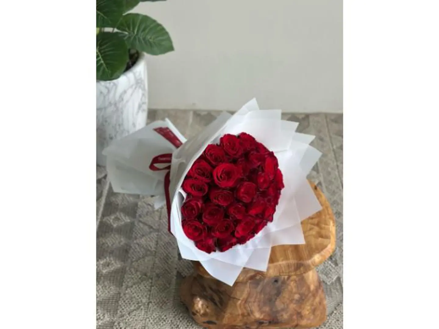 بوكيه العيد احمر ب