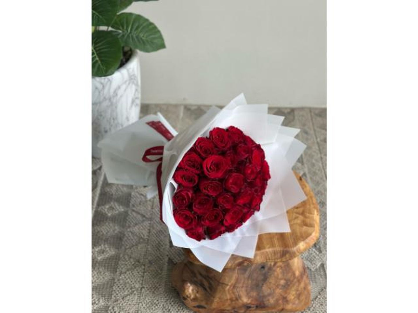 بوكيه العيد احمر ب