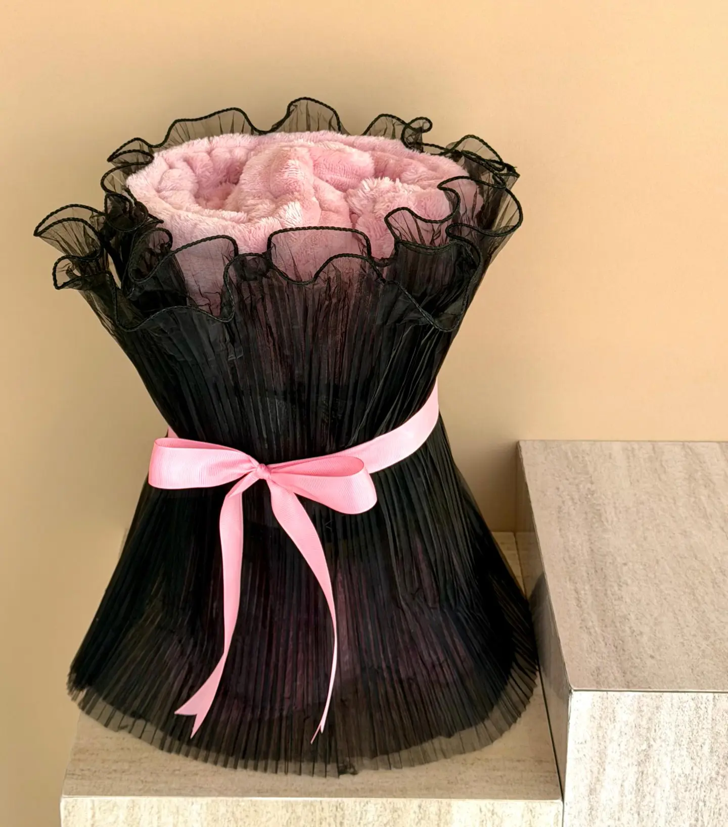 بطانية الشتاء الوردية