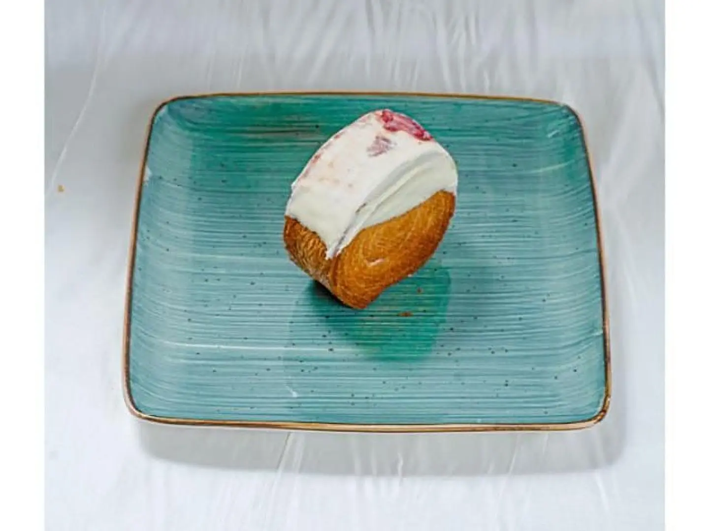 White Chocolate Croissant Roll
