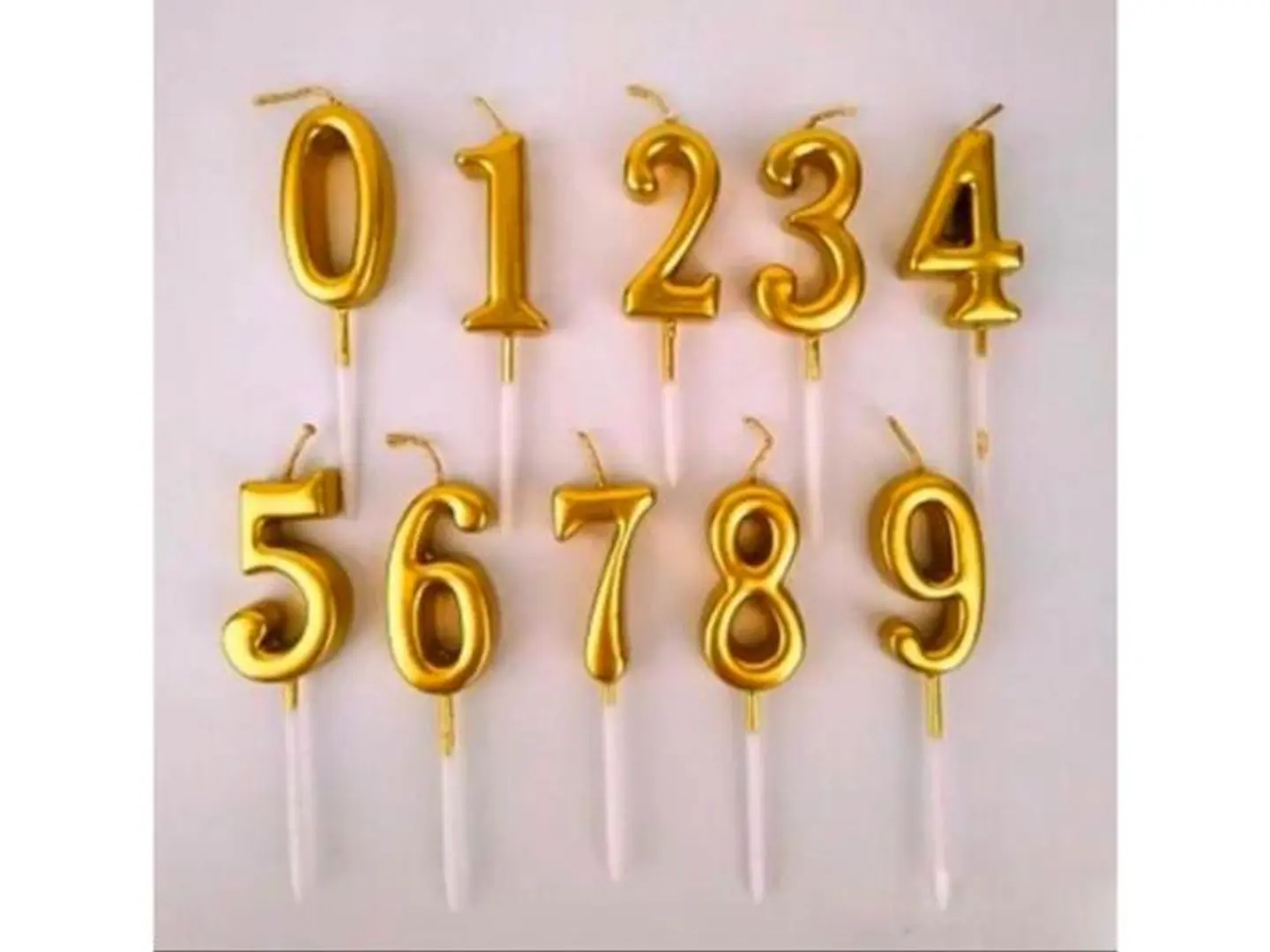 شموع ارقام ذهبي