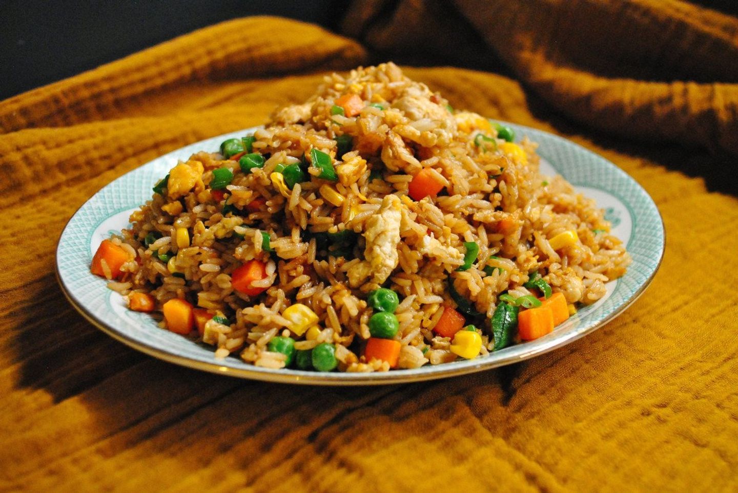 أرز مقلي بالبيض