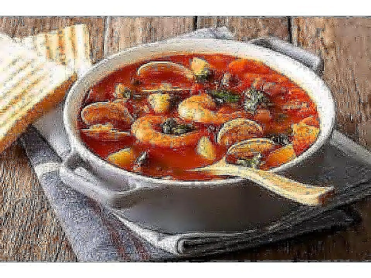 شوربة سي فود حمراء