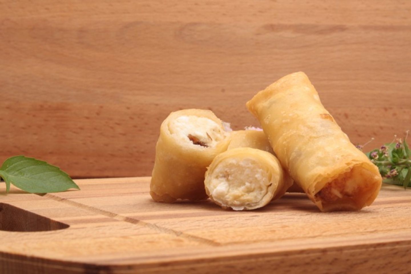 Cheese And Eggs Roll