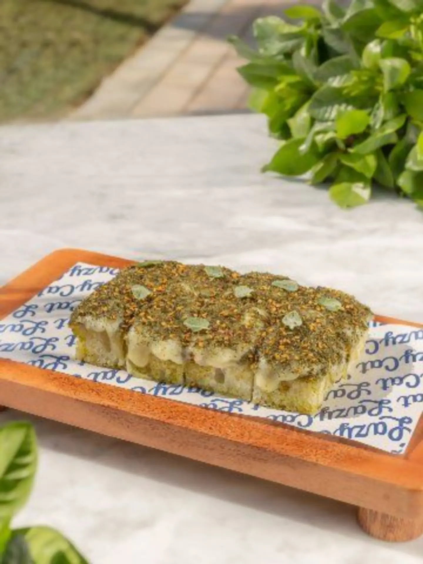فوكاشا الزعتر