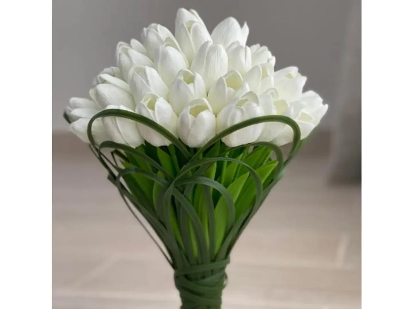 Tulip Handle With A Classic Base