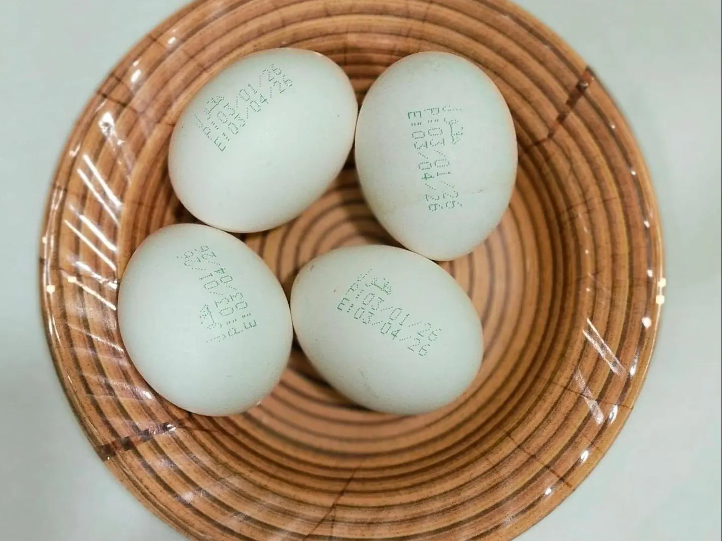 Three Eggs Plate