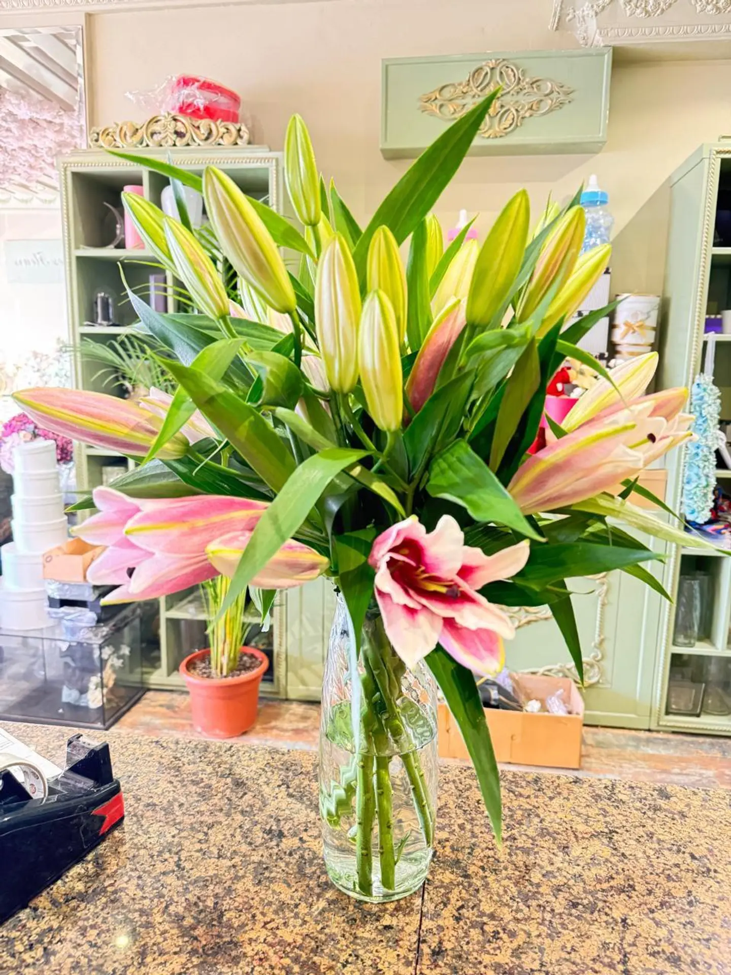 05 Pink Liliees Flower With Vase