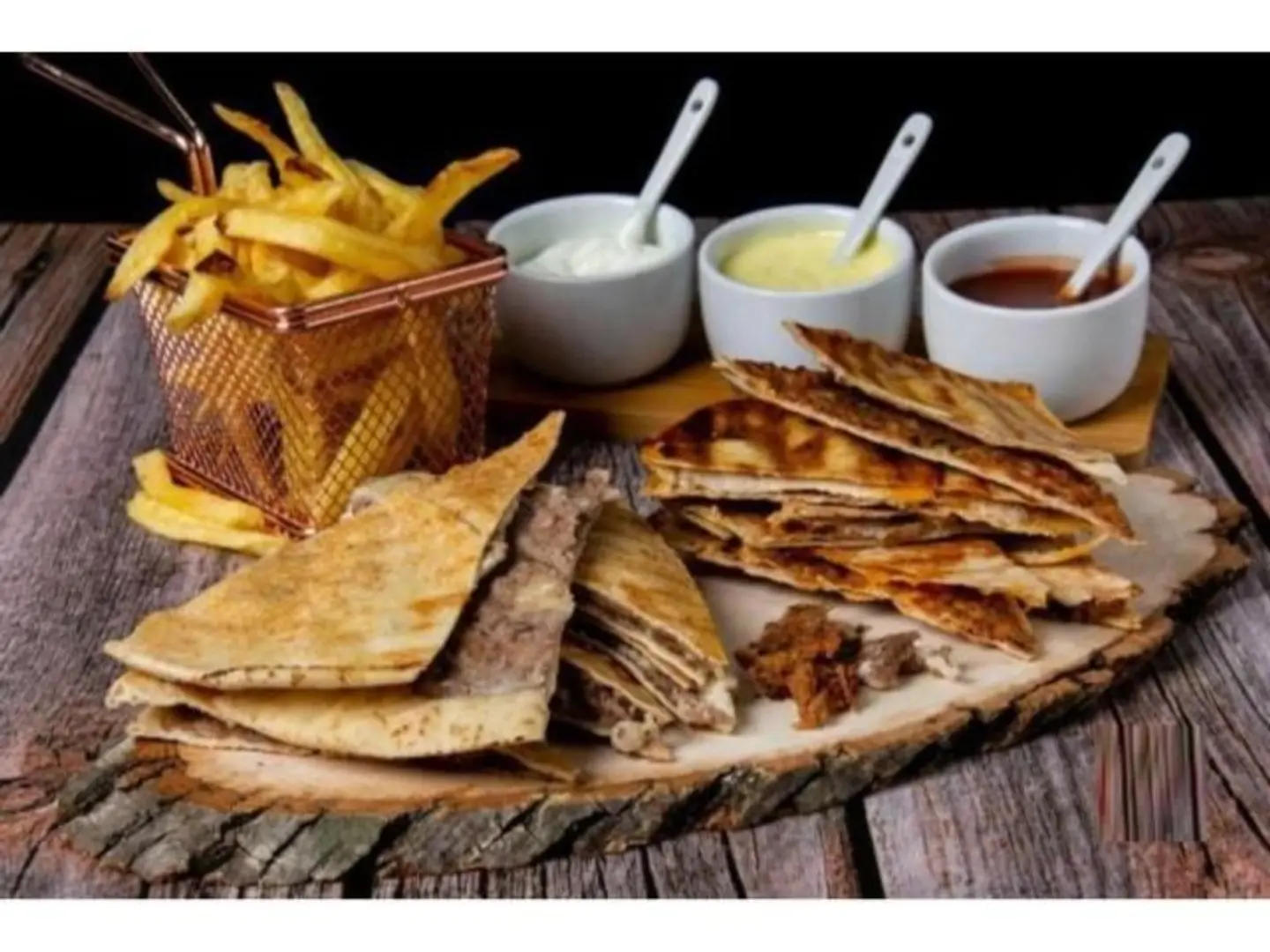 Meat Toshka With Cheese