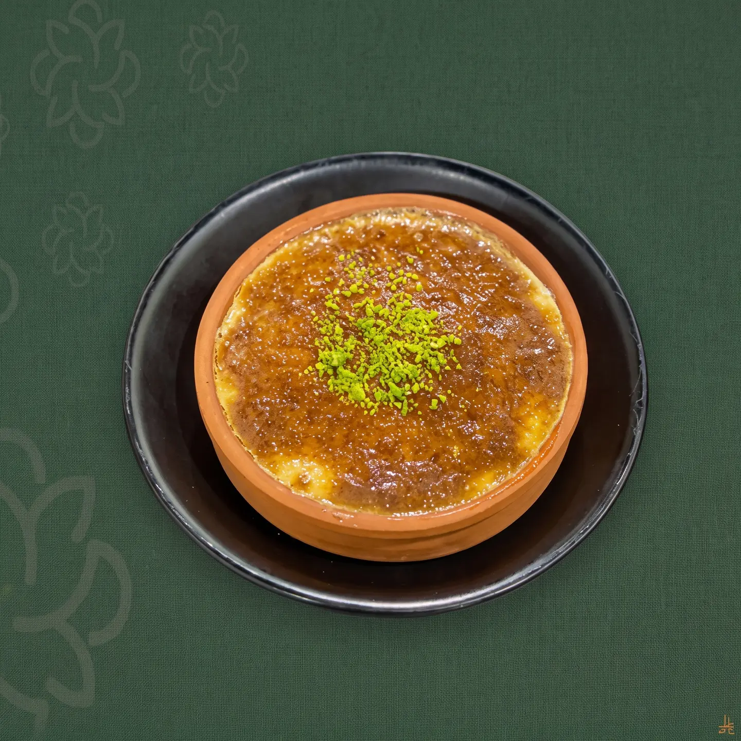 Basbousa With Cream And Dates
