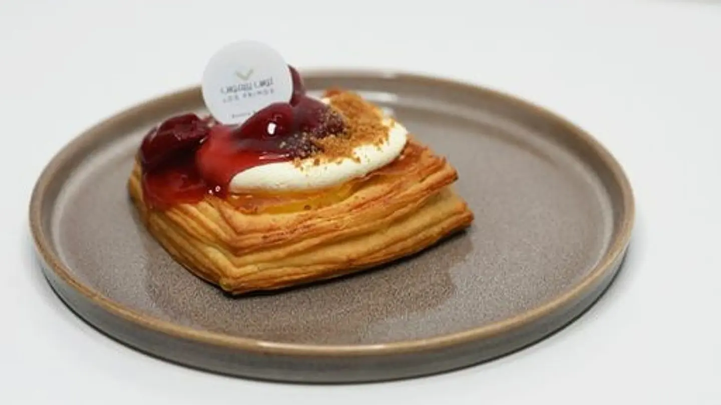 Danish Cheese Cake Strawberry