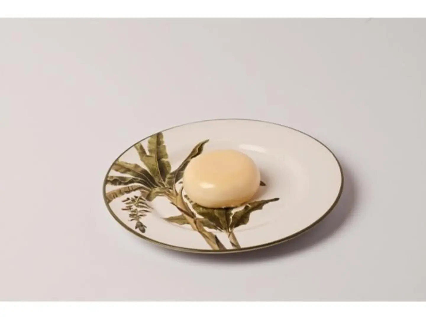 موس مستكة بالتوت