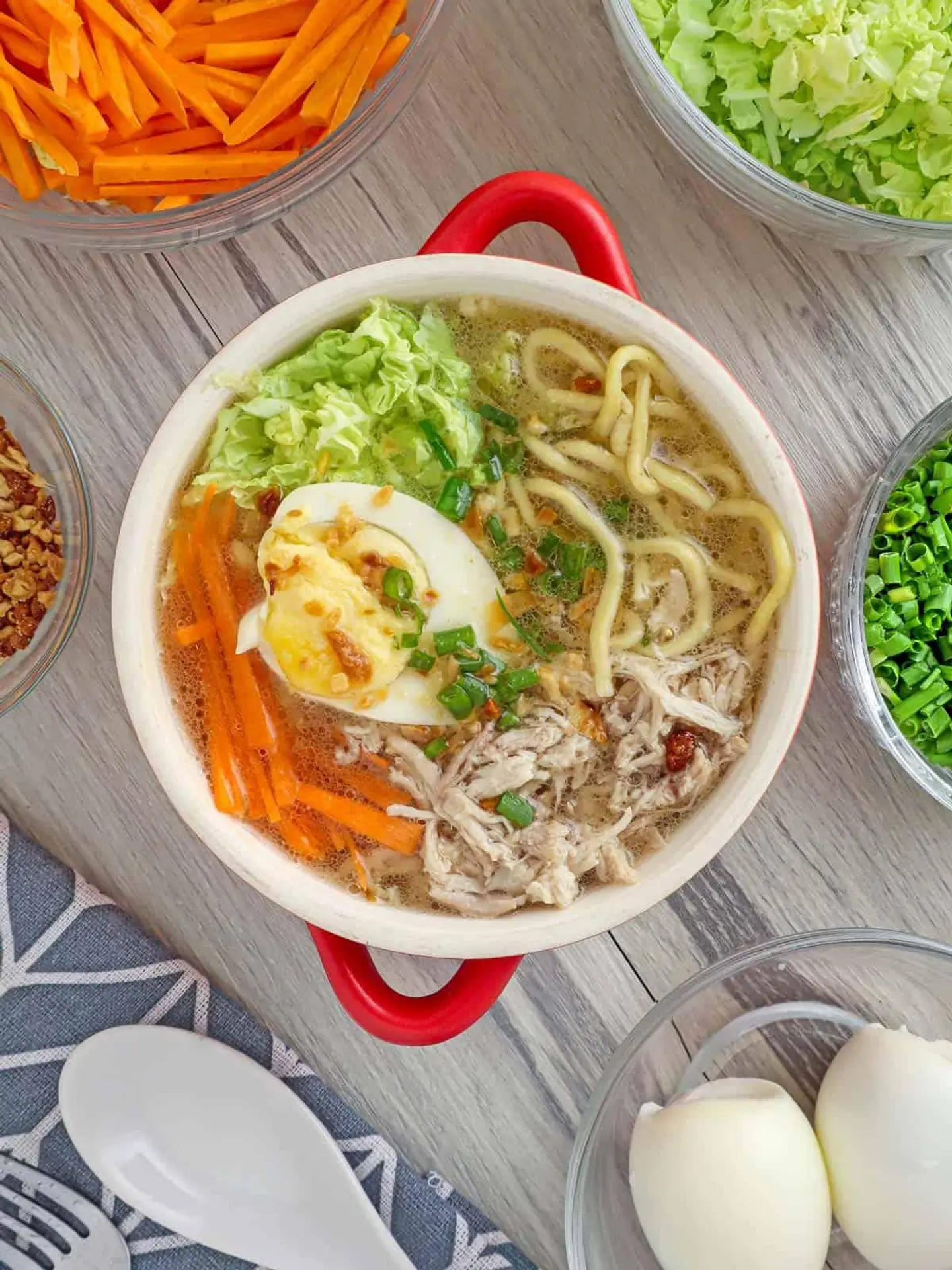 Chicken Lomi Noodles With Free Pandesal