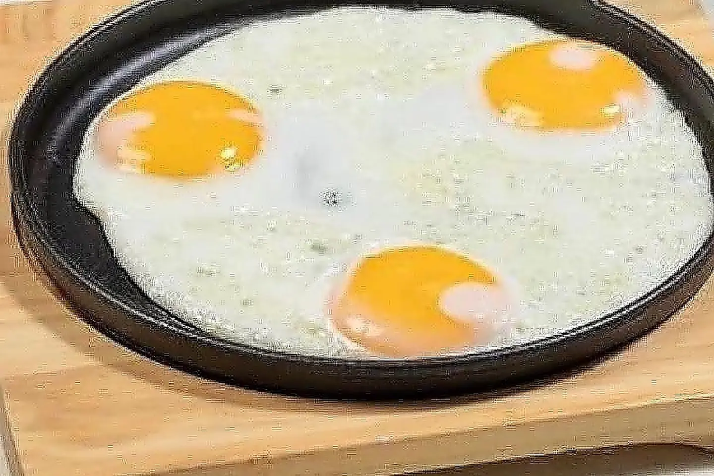 Sunny Side Up Eggs Plate