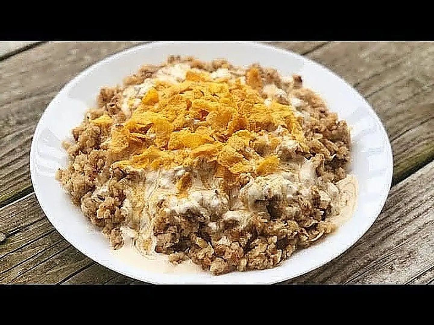 Masoub With Honey And Cheese