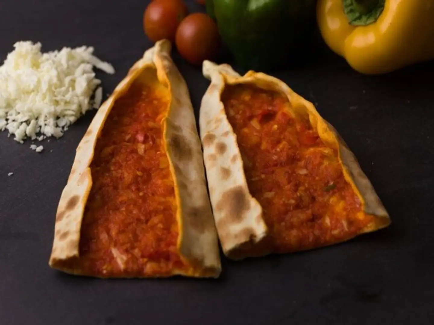 فطيرة محمرة