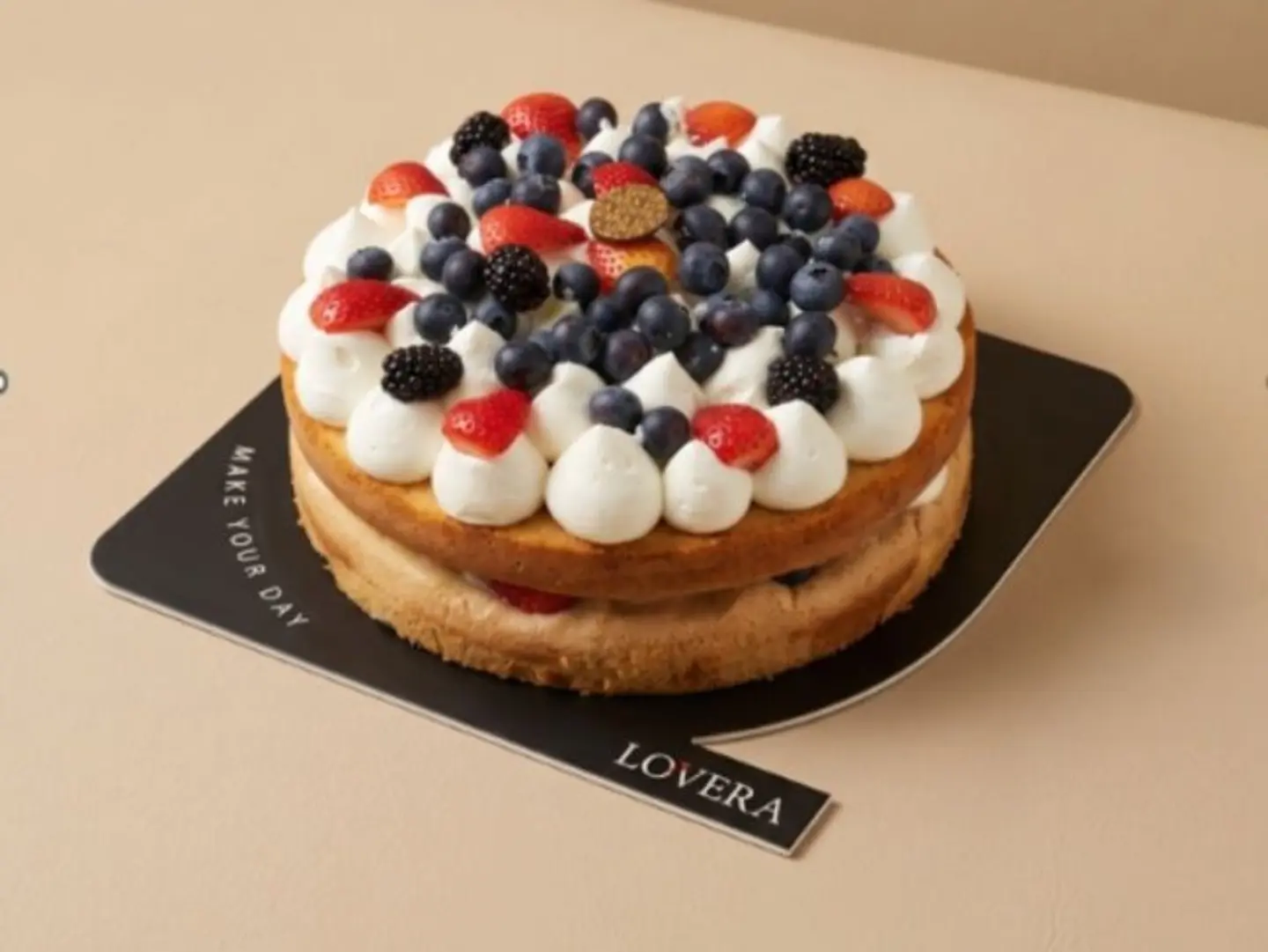 Large Victoria Cake