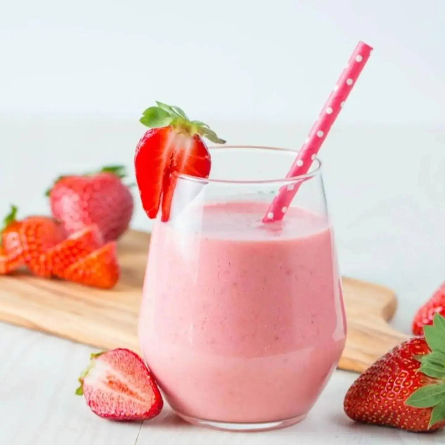 Strawberry Milkshake Ice