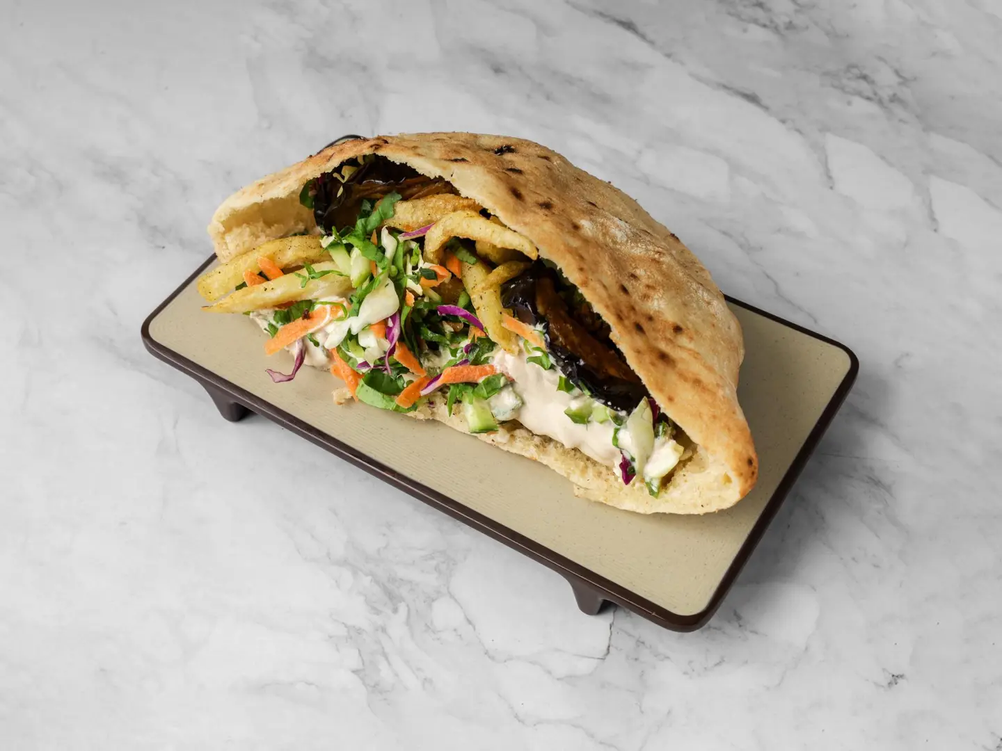 طعمية سلطة مع طحينة